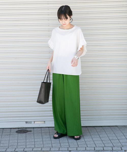 ITEMS URBANRESEARCH（アイテムズ アーバンリサーチ）の「『Sサイズあり/洗濯可』リネンレーヨンワイドパンツ（その他パンツ・レディース・ブラウン系その他/ライトベージュ/グリーン/ネイビー・MEDIUM/SMALL）」の19枚目の写真