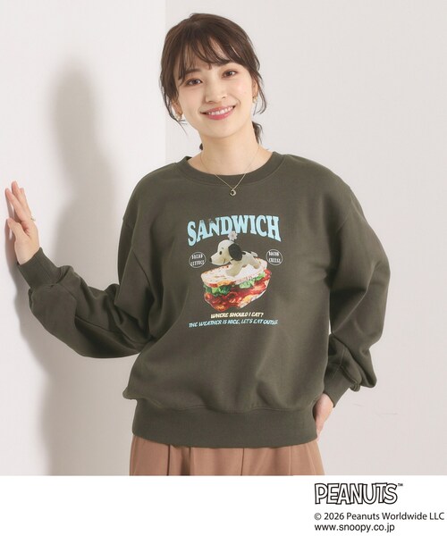 ITS'DEMO(イッツデモ)の「<PEANUTS>裏毛プルオーバー(スウェット・レディース・アイボリー/ネイビー/スミクロ/ライトイエロー系/ピンク/サックスブルー・00)」の3枚目の写真