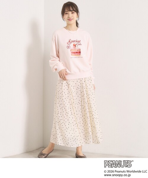 ITS'DEMO(イッツデモ)の「<PEANUTS>裏毛プルオーバー(スウェット・レディース・アイボリー/ネイビー/スミクロ/ライトイエロー系/ピンク/サックスブルー・00)」の18枚目の写真