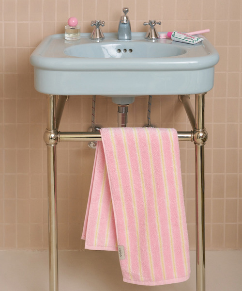 SiNCERE(シンシア)の「〈GRANN/グラン〉 FACE TOWEL /フェイスタオル(タオル・レディース・ブルー/ピンク・ONE SIZE)」の4枚目の写真