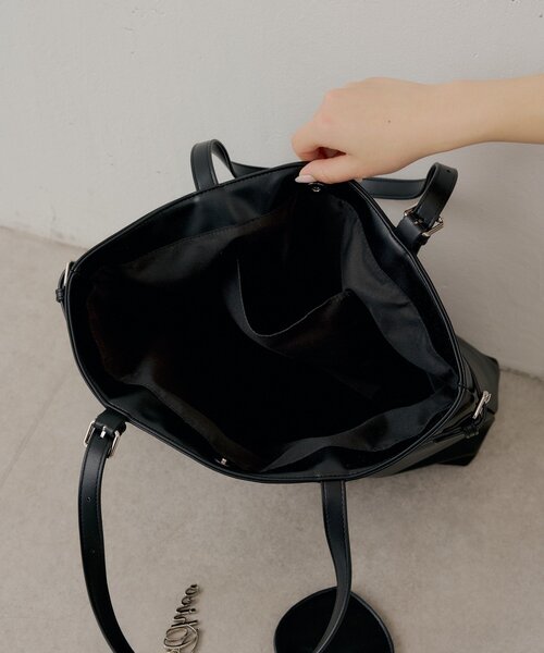 Chico(チコ)の「ポーチチャーム付きBIGトートバッグ(トートバッグ・レディース・ブラック/ベージュ系その他3/ピンク系その他3/アイボリー・FREE)」の11枚目の写真