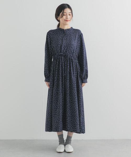URBAN RESEARCH DOORS(アーバンリサーチドアーズ)の「ドットプリントワンピース(ワンピース・レディース・ブラック/ネイビー・FREE)」の10枚目の写真