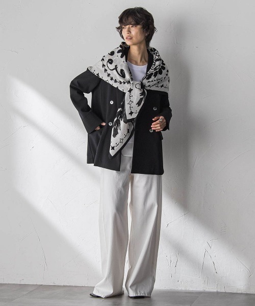 MAYSON GREY(メイソングレイ)の「【えらべるSET UP】叶えるダブルブレストジャケット≪手洗い可能≫(ダウンジャケット/コート・レディース・オフホワイト/ブラック・M)」の5枚目の写真