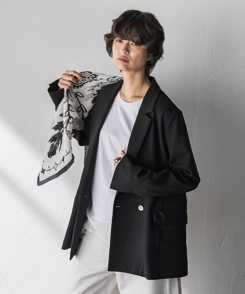 MAYSON GREY(メイソングレイ)の「【えらべるSET UP】叶えるダブルブレストジャケット≪手洗い可能≫(ダウンジャケット/コート・レディース・オフホワイト/ブラック・M)」の3枚目の写真
