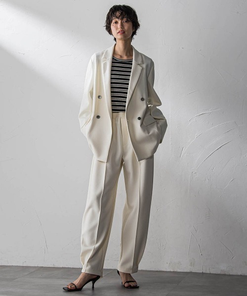 MAYSON GREY(メイソングレイ)の「【えらべるSET UP】叶えるダブルブレストジャケット≪手洗い可能≫(ダウンジャケット/コート・レディース・オフホワイト/ブラック・M)」の13枚目の写真