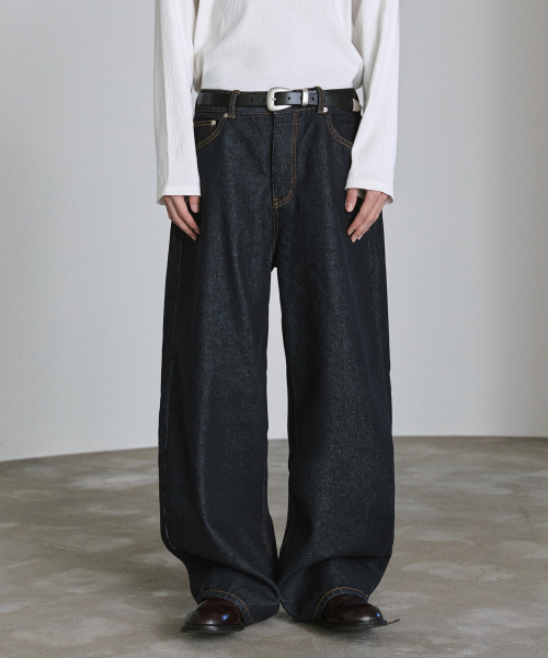 P.IN.O(ピインオ)の「ノンフェイド生地カーブドデニム - ディープブルー(デニムパンツ・メンズ・その他・MEDIUM/LARGE/SMALL/X-LARGE)」の1枚目の写真