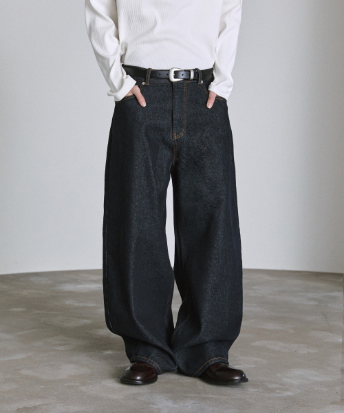 P.IN.O(ピインオ)の「ノンフェイド生地カーブドデニム - ディープブルー(デニムパンツ・メンズ・その他・MEDIUM/LARGE/SMALL/X-LARGE)」の2枚目の写真