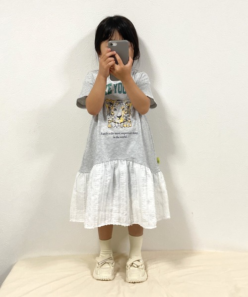 MAKE YOUR DAY（メイクユアデイ）の「ファミリー子トラワンピース■80～140cm（ワンピース・キッズ・グレー/オフホワイト・80/90/100/130/140/120/110）」の2枚目の写真