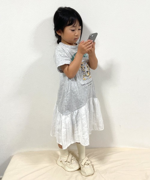MAKE YOUR DAY(メイクユアデイ)の「ファミリー子トラワンピース■80~140cm(ワンピース・キッズ・グレー/オフホワイト・80/90/100/130/140/120/110)」の4枚目の写真