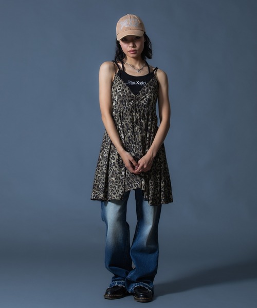 X-girl（エックスガール）の「LOGO MARK STUDDED 6PANEL CAP（キャップ・レディース・ブラック/ベージュ/カモフラージュ・ONE SIZE）」の14枚目の写真