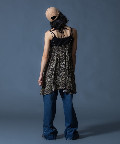 X-girl（エックスガール）の「LOGO MARK STUDDED 6PANEL CAP（キャップ・レディース・ブラック/ベージュ/カモフラージュ・ONE SIZE）」の5枚目の写真