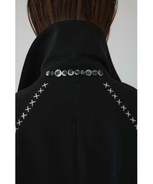 RIM.ARK（リムアーク）の「Hidden detail over trench ヒドゥン ディテール オーバー トレンチ（トレンチコート・レディース・ブラック/ベージュ・FREE）」の4枚目の写真