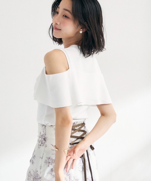 MISCH MASCH(ミッシュマッシュ)の「2026春夏新作 肩開き総針リボンニット(ニット/セーター・レディース・ブラウン/ピンク/ホワイト/ブルー・フリ-)」の11枚目の写真