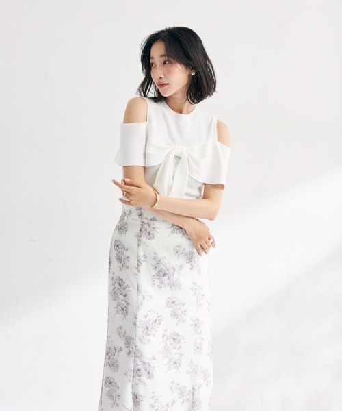 MISCH MASCH(ミッシュマッシュ)の「2026春夏新作 肩開き総針リボンニット(ニット/セーター・レディース・ブラウン/ピンク/ホワイト/ブルー・フリ-)」の21枚目の写真