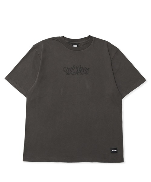 MFC STORE（エムエフシーストア）の「MFC STORE TATTOO SCRIPT AGED S/S TEE（Tシャツ/カットソー・メンズ・ホワイト系/レッド系/グレー系/ネイビー系/ブラック系・S/M/L/XL）」の3枚目の写真