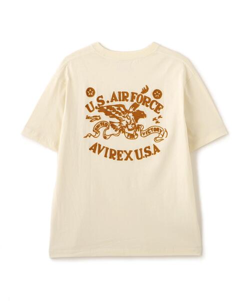 AVIREX(アヴィレックス)の「CHAIN STITCH EMBROIDERY T-SHIRT / チェーンステッチ エンブロイダリー Tシャツ / AVIREX / アヴィレックス(Tシャツ/カットソー・メンズ・ネイビー/チャコールグレー/キナリ・L/2XL/XL/M)」の22枚目の写真
