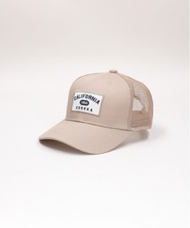 Right-on（ライトオン）の「【Refurbish】ワッペンメッシュキャップ (ユニセックス / クールロゴ / 通気性抜群)（キャップ）」