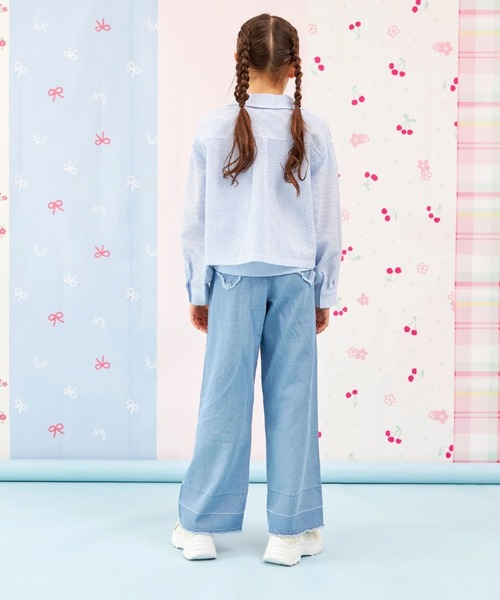 trois lapins kp（トロワラパンケーピー）の「【Trois Lapins】 テンセルデニム パンツ（デニムパンツ・キッズ・サックスブルー/ブルー・140cm/150cm/160cm）」の17枚目の写真