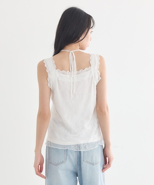 earth music&ecology（アースミュージックアンドエコロジー）の「総レースホルターネックキャミソール（キャミソール・レディース・ブラック/オフホワイト・M/S）」の7枚目の写真