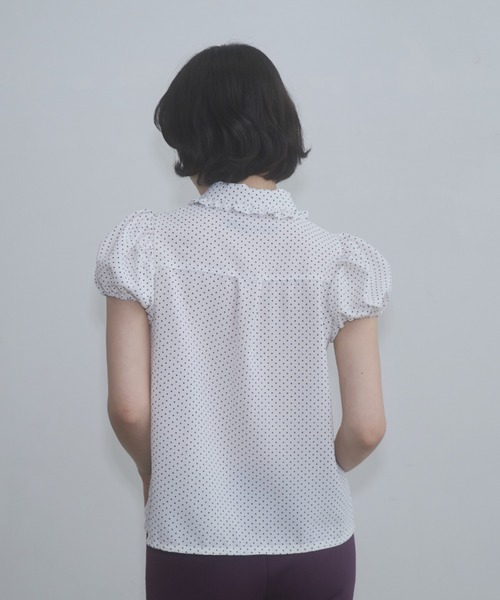 FEKETE（フェケテ）の「dot frill puff sleeve blouse / ドットフリルパフスリーブブラウス（シャツ/ブラウス・レディース・ブラック/ホワイト・MEDIUM/SMALL/LARGE）」の15枚目の写真