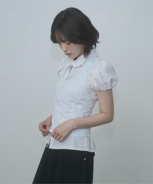 FEKETE（フェケテ）の「dot frill puff sleeve blouse / ドットフリル