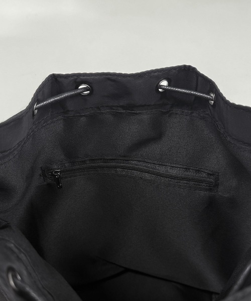 Yeoun（ヨウン）の「ポリエステル巾着ショルダーバッグ（ショルダーバッグ・レディース・ブラック/ベージュ/カーキ・ONE SIZE）」の19枚目の写真