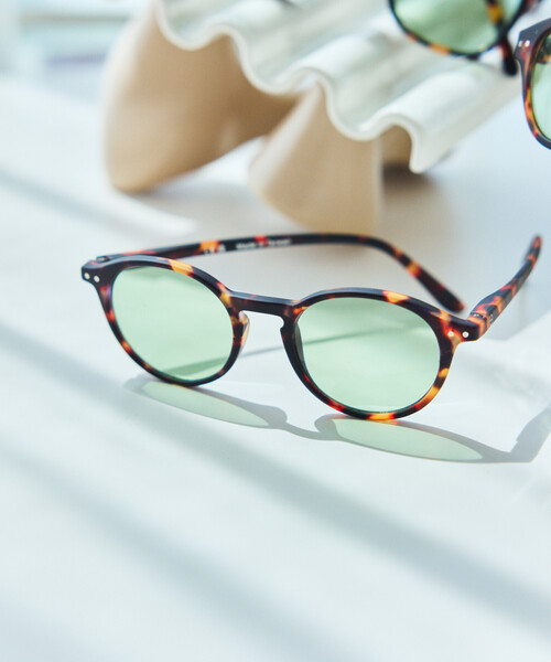 IZIPIZI(イジピジ)の「IZIPIZI/イジピジ SUN LIGHT COLOR #D ファッション用グラス(サングラス・メンズ・ブラック/ブラウン/チャコールグレー/ブラウン系その他/ベージュ・ONE SIZE)」の3枚目の写真