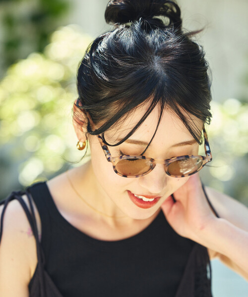 IZIPIZI(イジピジ)の「IZIPIZI/イジピジ SUN LIGHT COLOR #D ファッション用グラス(サングラス・メンズ・ブラック/ブラウン/チャコールグレー/ブラウン系その他/ベージュ・ONE SIZE)」の13枚目の写真