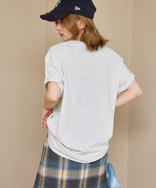 PUBLUX（パブリュクス）の「PUBLUX/パブリュクス リボン 刺繍 Tシャツ　限定展開（Tシャツ/カットソー・レディース・ブラウン/ライトグレー/ネイビー/チャコールグレー・ﾌﾘ-）」の13枚目の写真