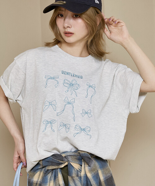 PUBLUX（パブリュクス）の「PUBLUX/パブリュクス リボン 刺繍 Tシャツ　限定展開（Tシャツ/カットソー・レディース・ブラウン/ライトグレー/ネイビー/チャコールグレー・ﾌﾘ-）」の14枚目の写真