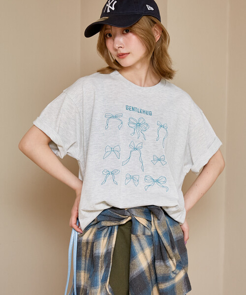 PUBLUX（パブリュクス）の「PUBLUX/パブリュクス リボン 刺繍 Tシャツ　限定展開（Tシャツ/カットソー・レディース・ブラウン/ライトグレー/ネイビー/チャコールグレー・ﾌﾘ-）」の17枚目の写真