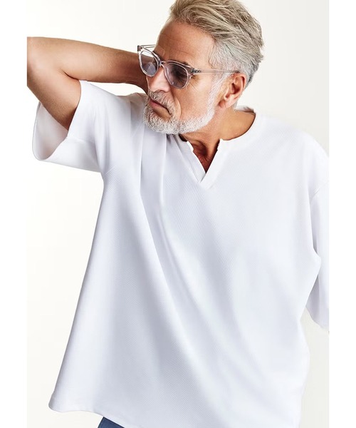 1 piu 1 uguale 3（ウノピゥウノウグァーレトレ）の「S/S KEY NECK（Tシャツ/カットソー・メンズ・ホワイト/ブラック・LARGE）」の4枚目の写真