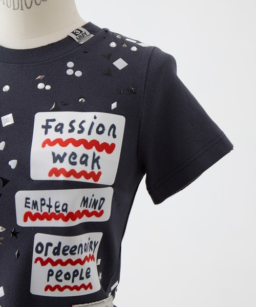 MIHARAYASUHIRO(ミハラヤスヒロ)の「【MIHARA YASUHIRO/ミハラヤスヒロ】EMBELLISHED STICKER TEE/エンベリッシュドステッカーT(Tシャツ/カットソー・レディース・ホワイト/ブラック・38)」の9枚目の写真