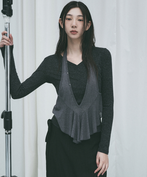 NICK&NICOLE（ニックアンドニコール）の「HALTER LAYERED TOP_CHARCOAL（Tシャツ/カットソー・レディース・その他・FREE）」の3枚目の写真