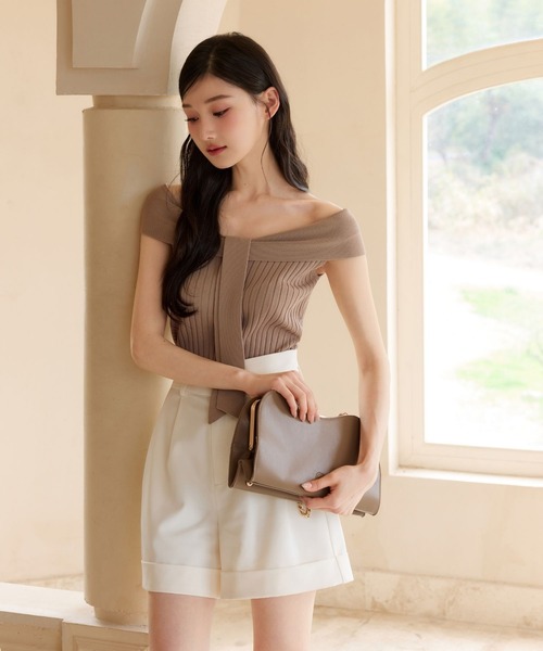 polaura(ポローラ)の「コントゥアリボンニットトップ(シャツ/ブラウス・レディース・レッド/グレイッシュベージュ/ライトピンク/ベージュ/ライトブルー・FREE)」の11枚目の写真