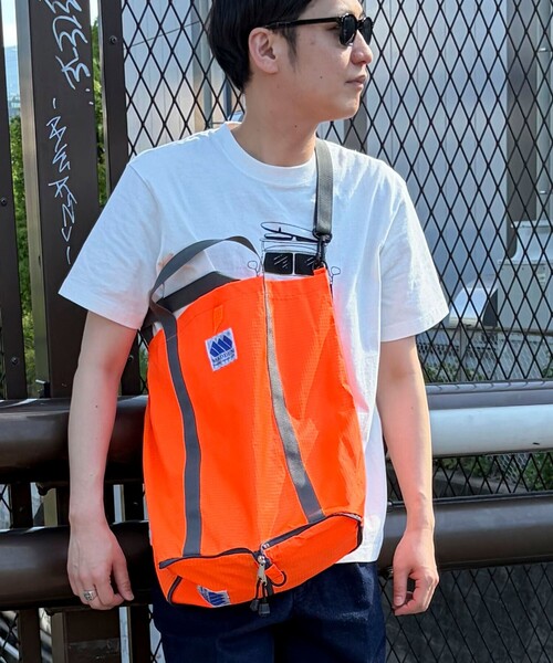 NOLLEY'S LIGHT(ノーリーズライト)の「【MADDEN】FUNNY TOTEBAG(トートバッグ・メンズ・ブラック/オレンジ・FREE)」の4枚目の写真