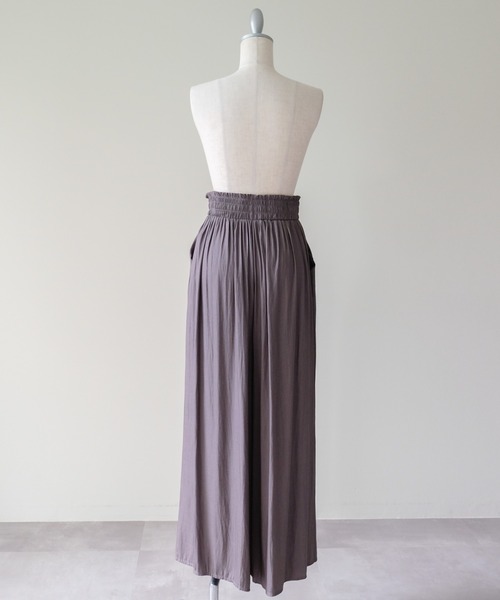 DOLLUPOOPS（ドールアップウップス）の「Shirred Waist Easy Wide-Leg Pants(ウエストシャーリングイージーワイドパンツ)（その他パンツ・レディース・ブラウン/カーキ/ブラック/チャコールグレー・FREE）」の16枚目の写真