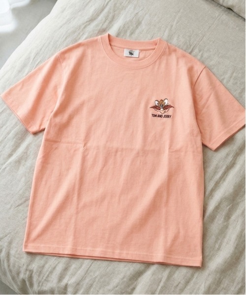 Tom&Jerry(トムアンドジェリー)の「【TOM & JERRY/トムとジェリー】キャラクターワンポイント刺繍半袖Tシャツ(DRY) ユニセックス(Tシャツ/カットソー・メンズ・ネイビー/ライトグリーン/サーモンピンク/グレイッシュベージュ・MEDIUM/LARGE)」の4枚目の写真