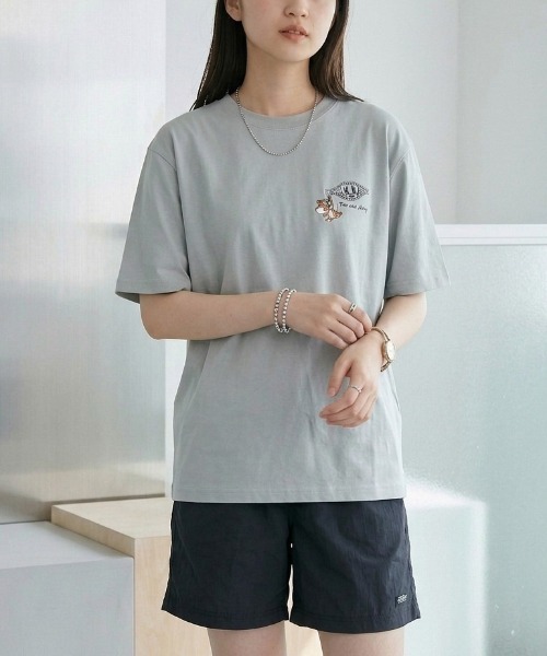 Tom&Jerry(トムアンドジェリー)の「【TOM & JERRY/トムとジェリー】キャラクターワンポイント刺繍半袖Tシャツ(DRY) ユニセックス(Tシャツ/カットソー・メンズ・ネイビー/ライトグリーン/サーモンピンク/グレイッシュベージュ・MEDIUM/LARGE)」の14枚目の写真