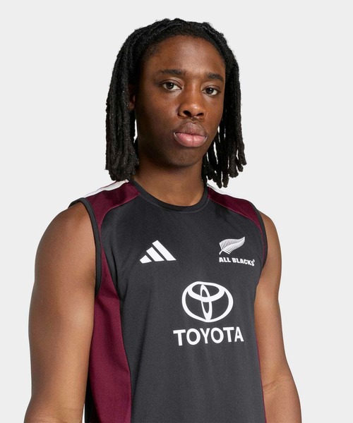 adidas(アディダス)の「オールブラックス シングレット / アディダス adidas(タンクトップ・メンズ・ブラック・SMALL/MEDIUM/LARGE/3XL/XX-LARGE/X-LARGE)」の3枚目の写真