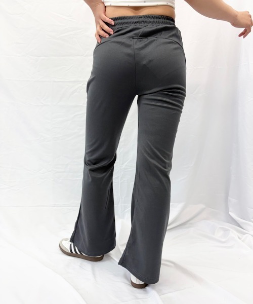 Alite cloth(アリーテクロス)の「スリムフレアパンツ(スウェットパンツ・レディース・グレー/ブラウン/ブラック/ライトグレー/ダークグレー・FREE)」の13枚目の写真