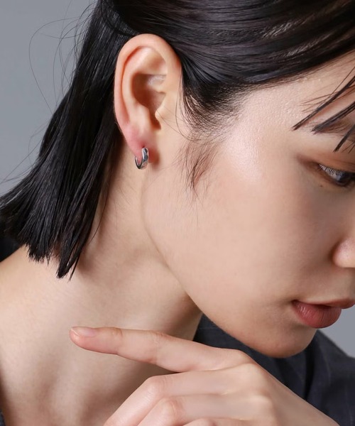 LION HEART(ライオンハート)の「【LION HEART】“THE EDGE”カッティングフープピアス / シルバー925 / K18 01EA0991SV(ピアス(片耳用)・メンズ・マルチ・FREE)」の7枚目の写真