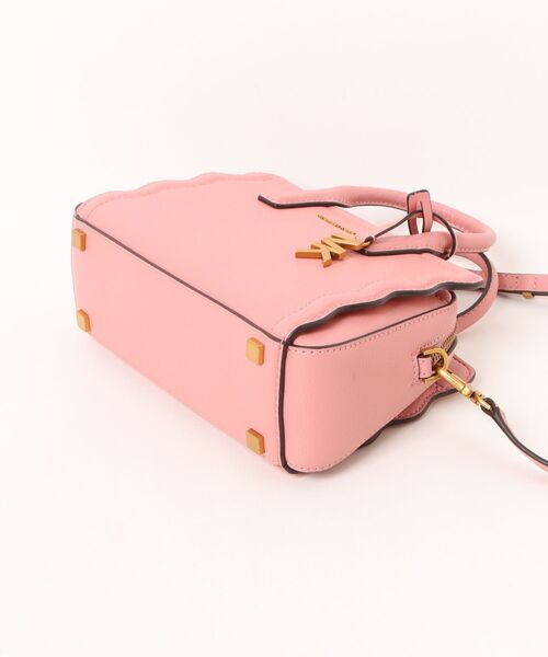 MICHAEL KORS(マイケルコース)の「LAILA ぺブルレザー コンバーチブル クロスボディバッグ エクストラスモール(ショルダーバッグ・レディース・ピンク系・FREE)」の6枚目の写真