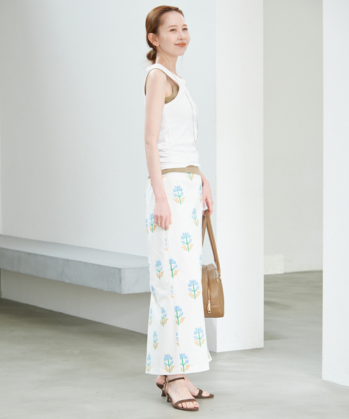 SLOBE IENA(スローブイエナ)の「Indiaモチーフプリントスカート(スカート・レディース・ホワイト・38/36)」の5枚目の写真