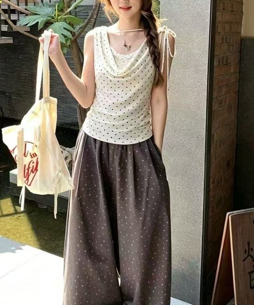 Nia(ニア)の「Nia(ニア)/ドットドレープショルダーリボントップス(Tシャツ/カットソー・レディース・ピンク/イエロー/ブラック/ライトブルー・FREE)」の6枚目の写真