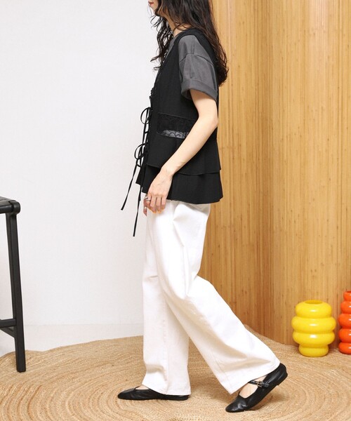 Firsthand（ファーストハンド）の「Firsthand/ファーストハンド 切り替えレース ヴィンテージサテンリボンベスト【限定展開】（ベスト・レディース・レモンイエロー/サックスブルー/ブラック・FREE）」の15枚目の写真
