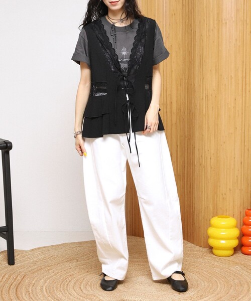 Firsthand（ファーストハンド）の「Firsthand/ファーストハンド 切り替えレース ヴィンテージサテンリボンベスト【限定展開】（ベスト・レディース・レモンイエロー/サックスブルー/ブラック・FREE）」の18枚目の写真