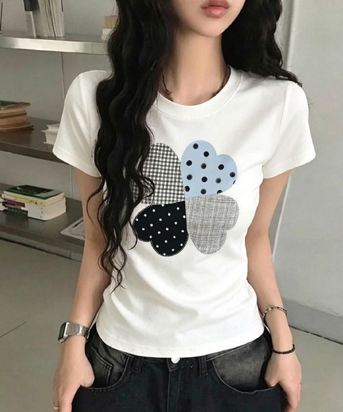 HALEY PESCA(ヘーリーペスカ)の「HALEY PESCA/クローバーパッチワークTシャツ(Tシャツ/カットソー・レディース・ホワイト・SMALL/MEDIUM)」の2枚目の写真