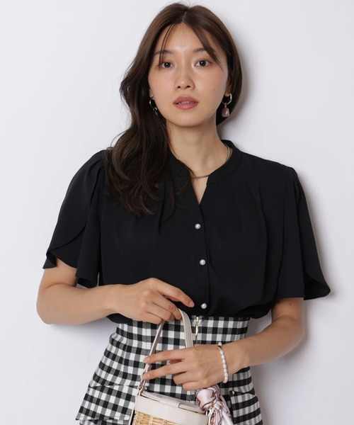 JUSGLITTY（ジャスグリッティー）の「チューリップスリーブパールブラウス（シャツ/ブラウス・レディース・オフホワイト/ブラック・2/1）」の9枚目の写真
