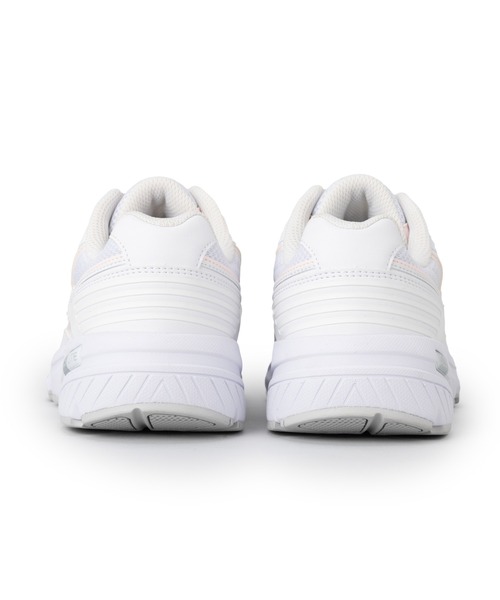 FILA(フィラ)の「RECHARGE 26 / リチャージ26(スニーカー・レディース・ホワイト・24.0cm/24.5cm/25.0cm/25.5cm/23.0cm/23.5cm)」の3枚目の写真